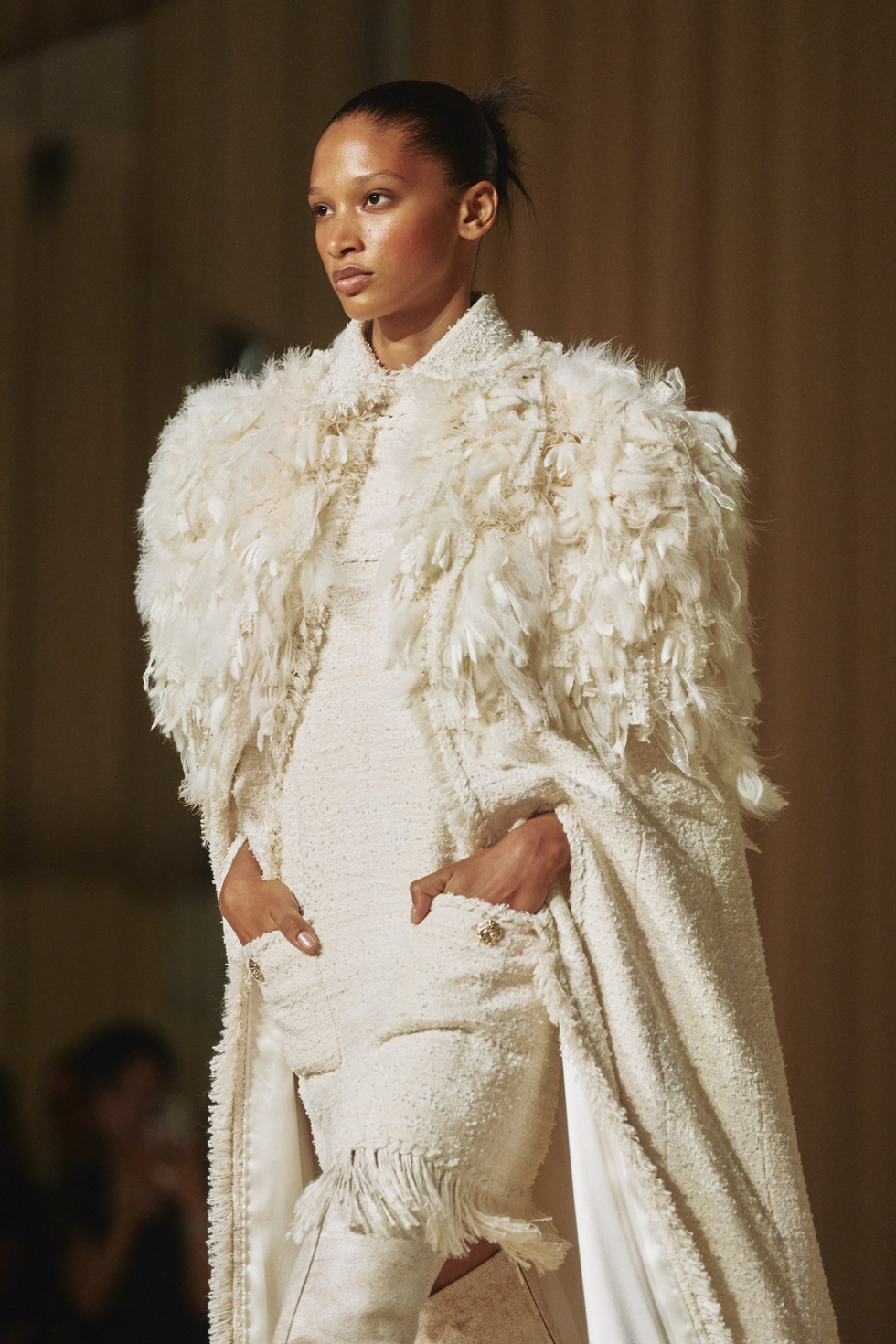 【光を纏う、圧倒的なオーラ】CHANEL 2025春夏 カフブレスレット Chanel Unveils New Jewelry Collection - The Impression