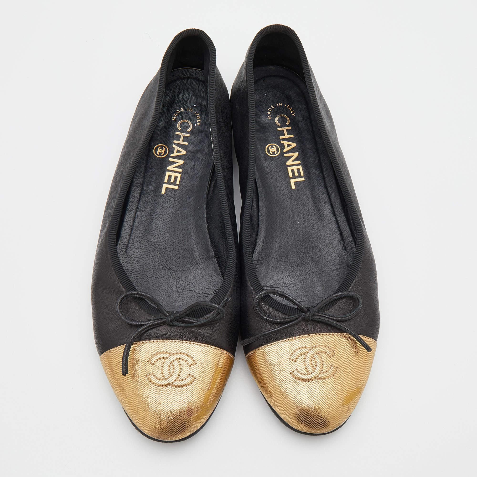 Chanel Nude and Gold Cap Toe Ballet Flats US 10 For Sale at 1stDibs  gold  toe flats nude chanel ballet flats chanel nude flats