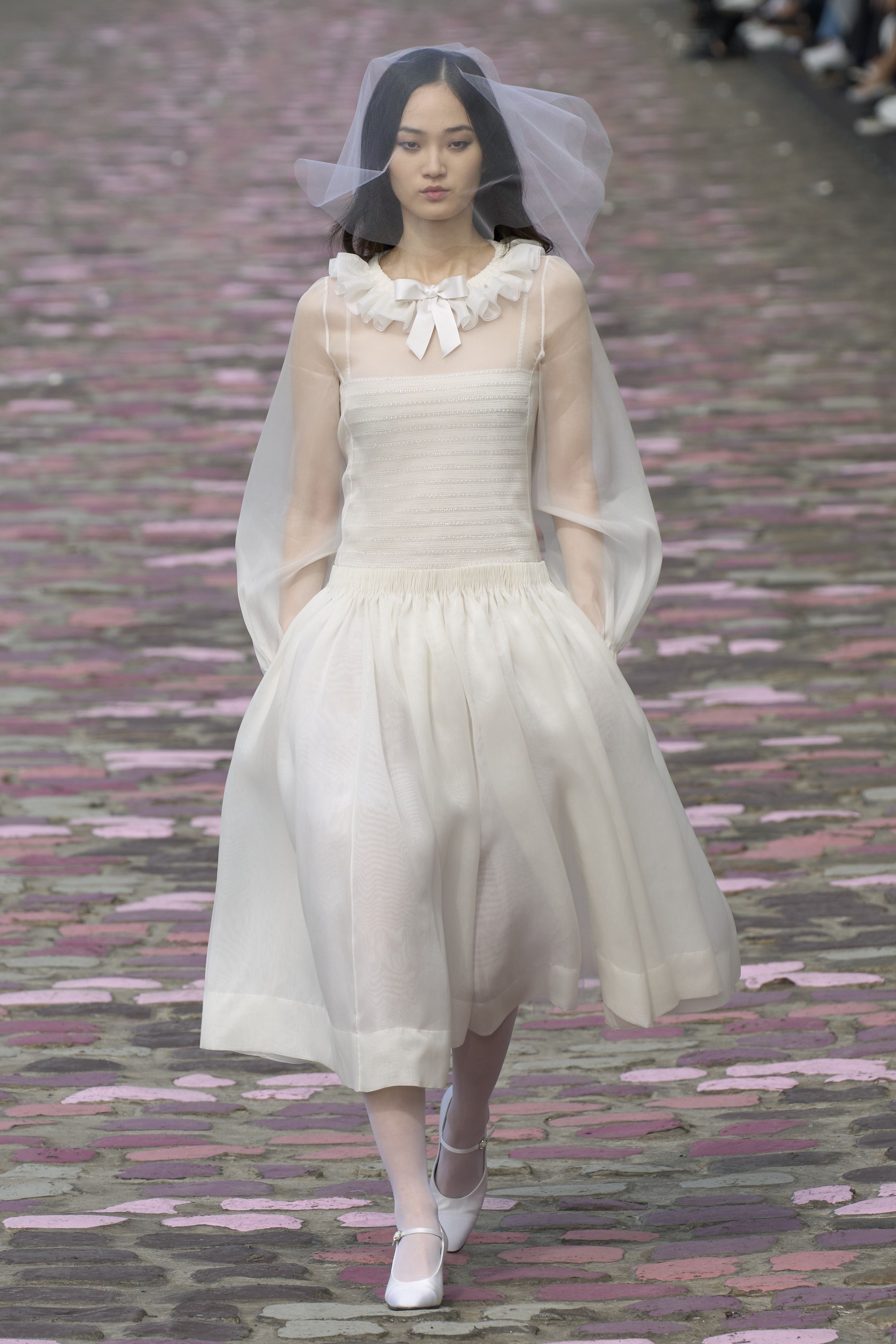 Chanel Couture Fall 2017 – WWD