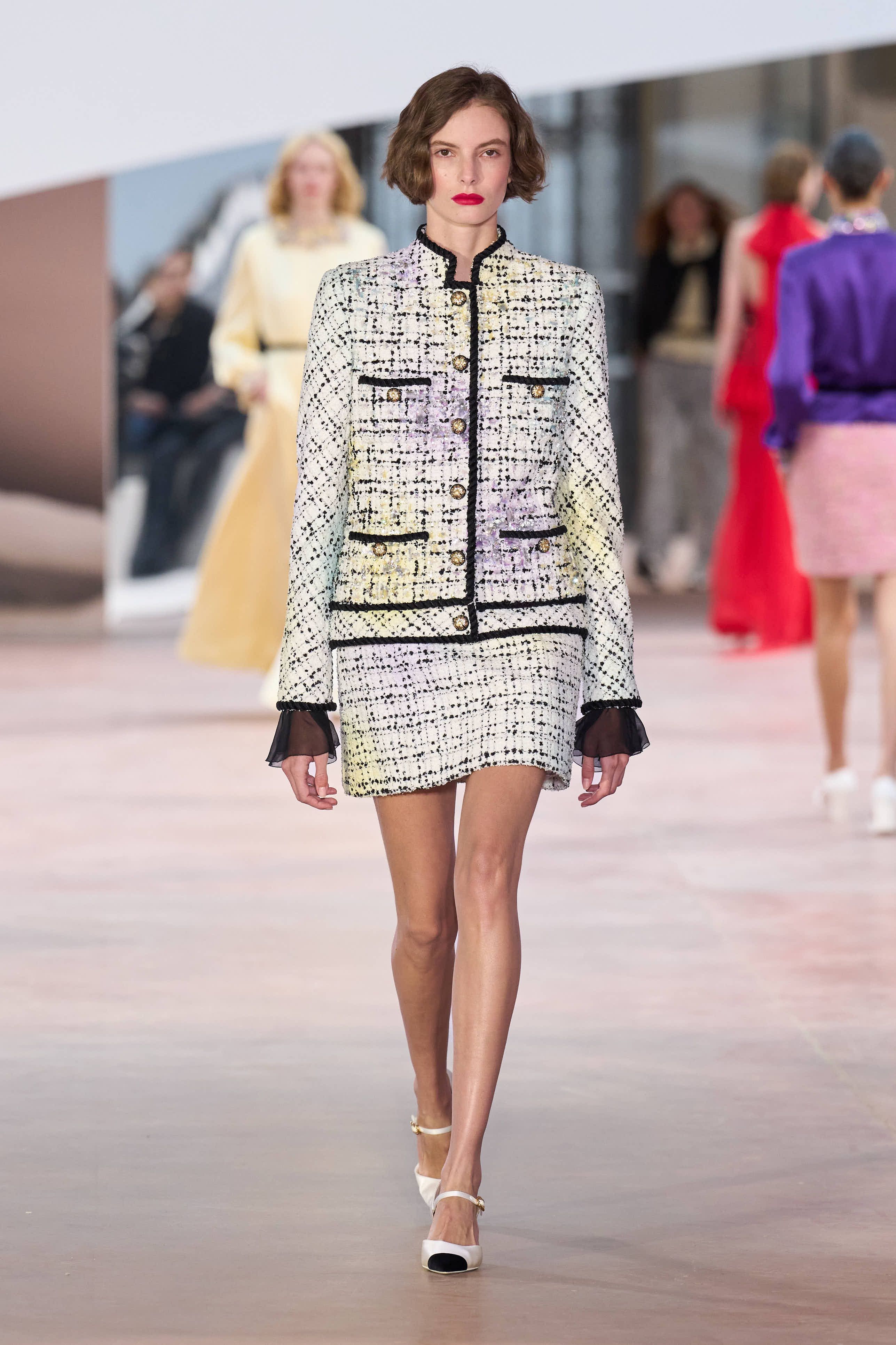 chanel-hc-s25-028-