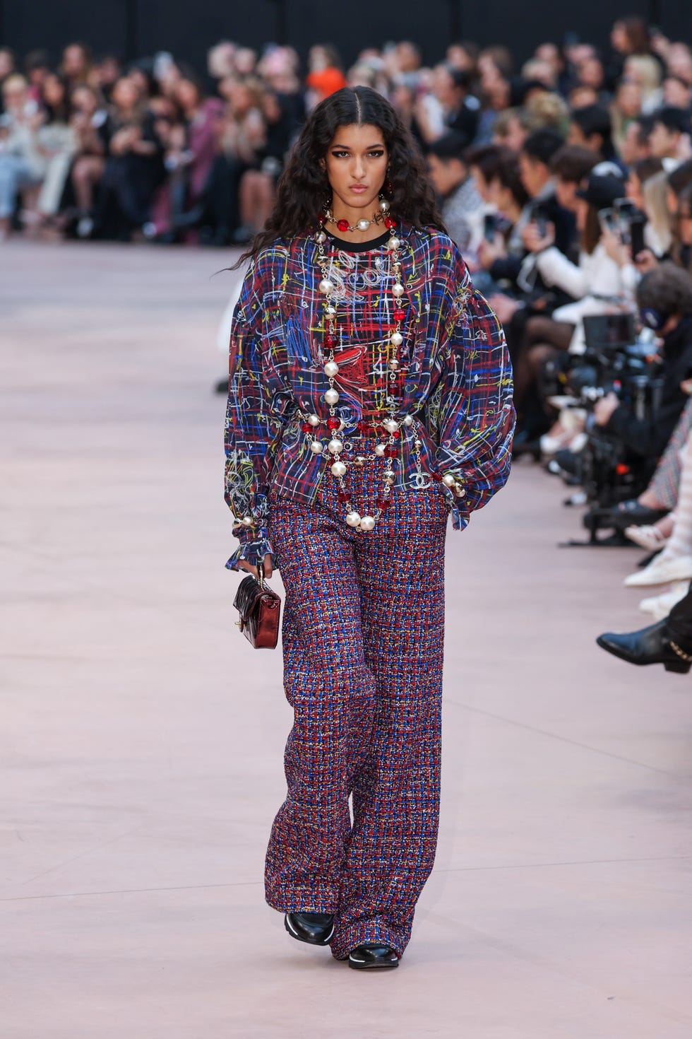 chanel runway paris fashion week womenswear fallwinter 20252026