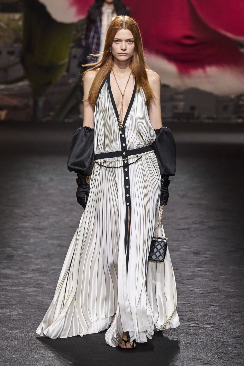 10 vestidos elegantes de la nueva colección de Zara que serán tendencia en primavera  2023
