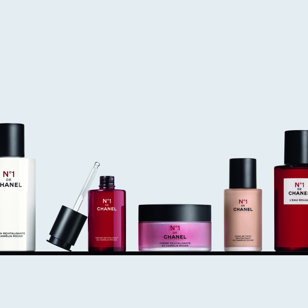 N°1 de Chanel: Active skincare for a new generation