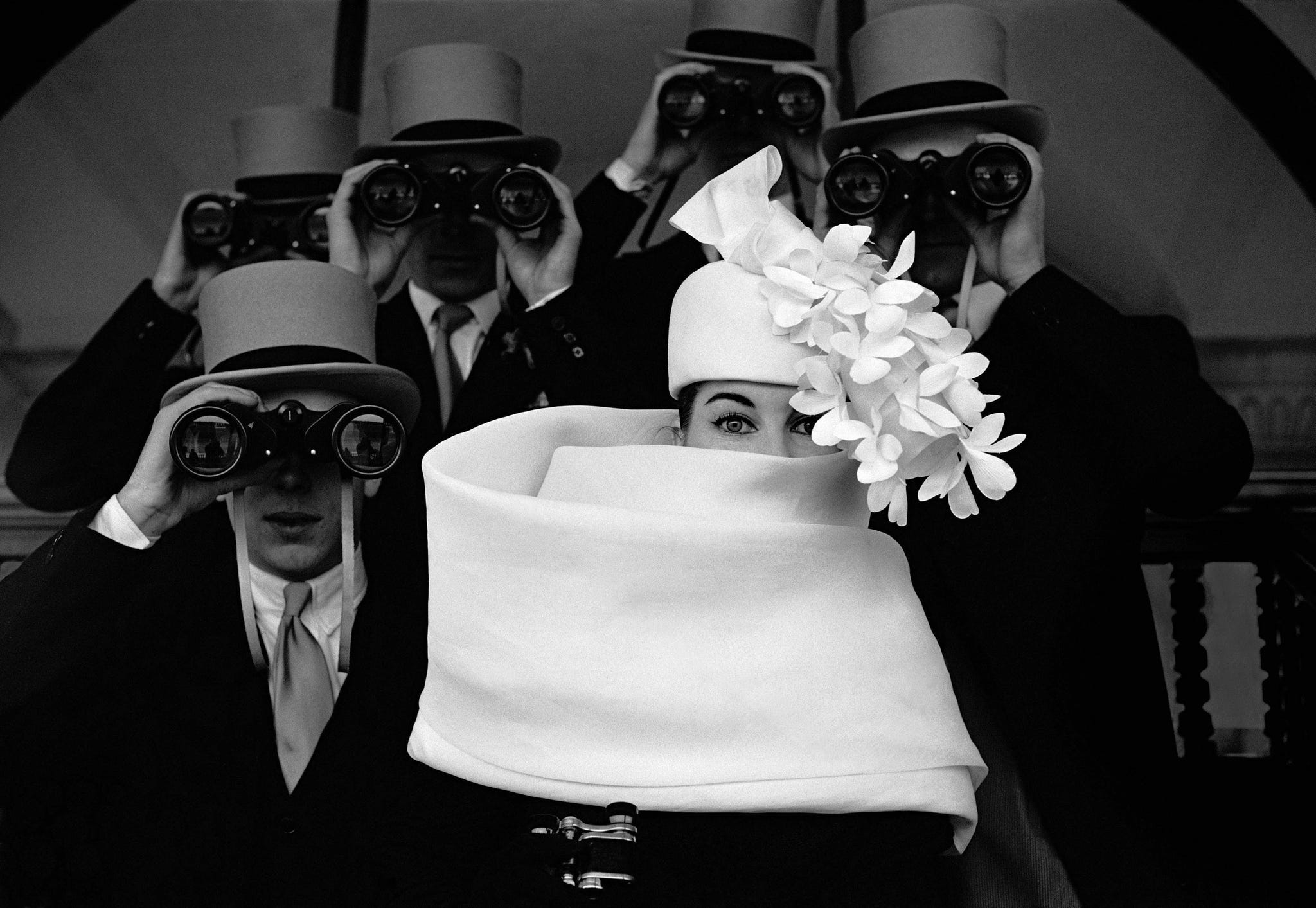 Frank Horvat, Parigi, fashion photography, Chapeau Givenchy, cappello,