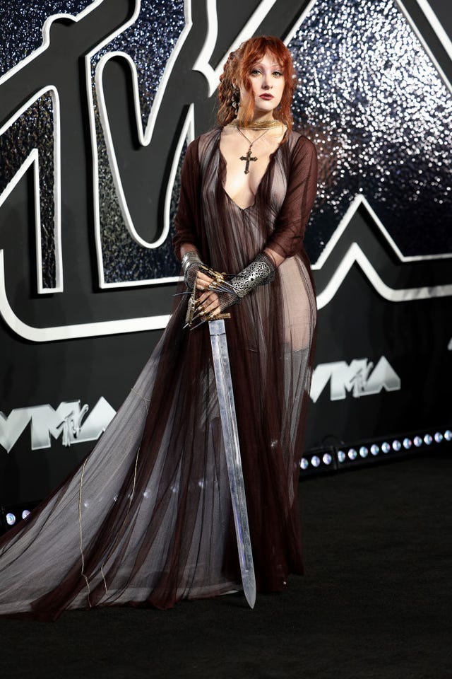 Chappell Roan Wears Sword and Cross on the 2024 VMAs Red Carpet