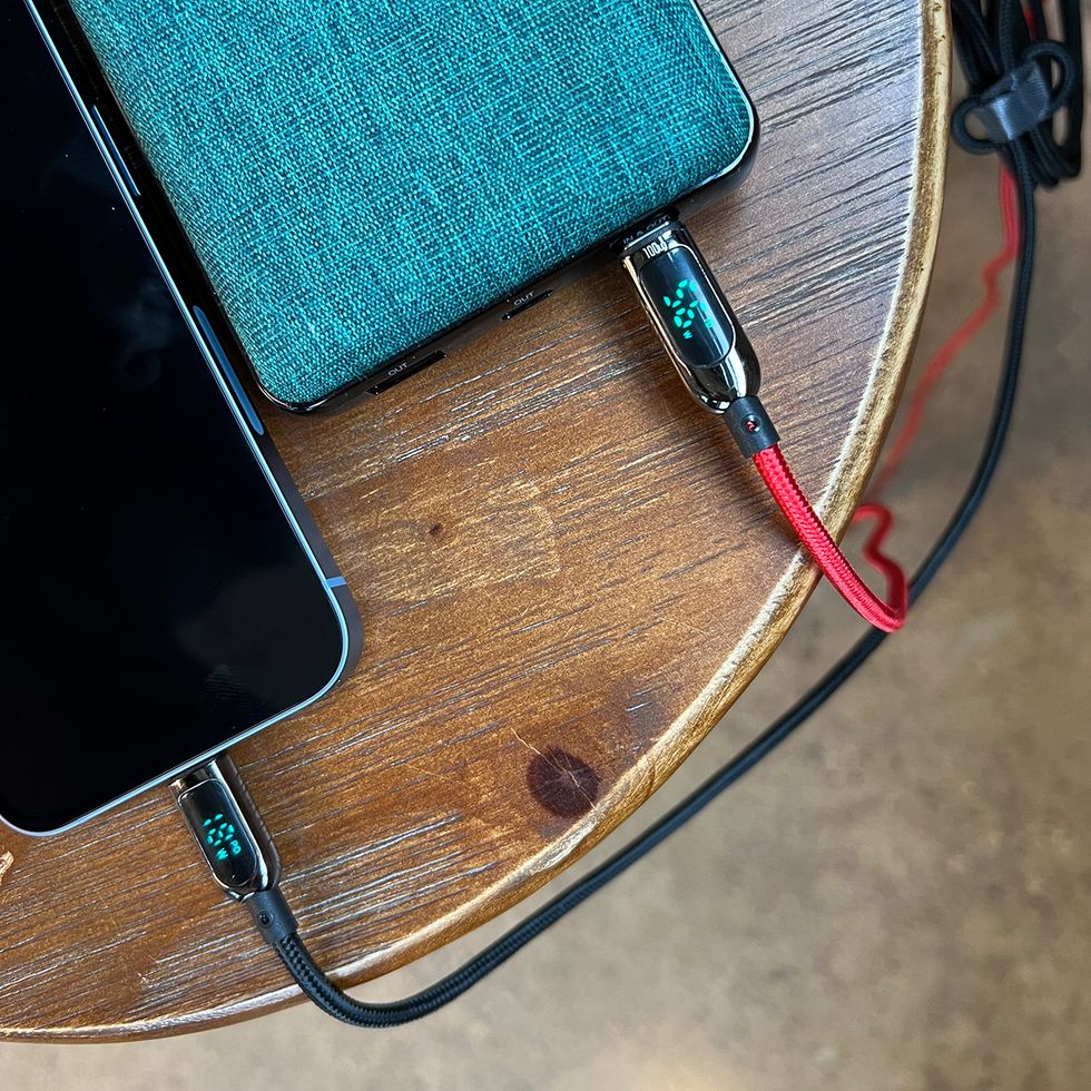charging cables with display
