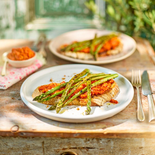 chargrilled asparagus and romesco toasts