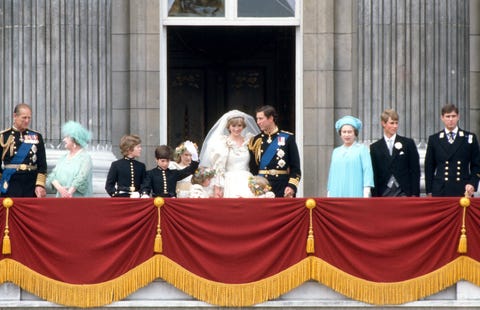 Queen Jubilee Timeline: 33 Photos of The Queen's life