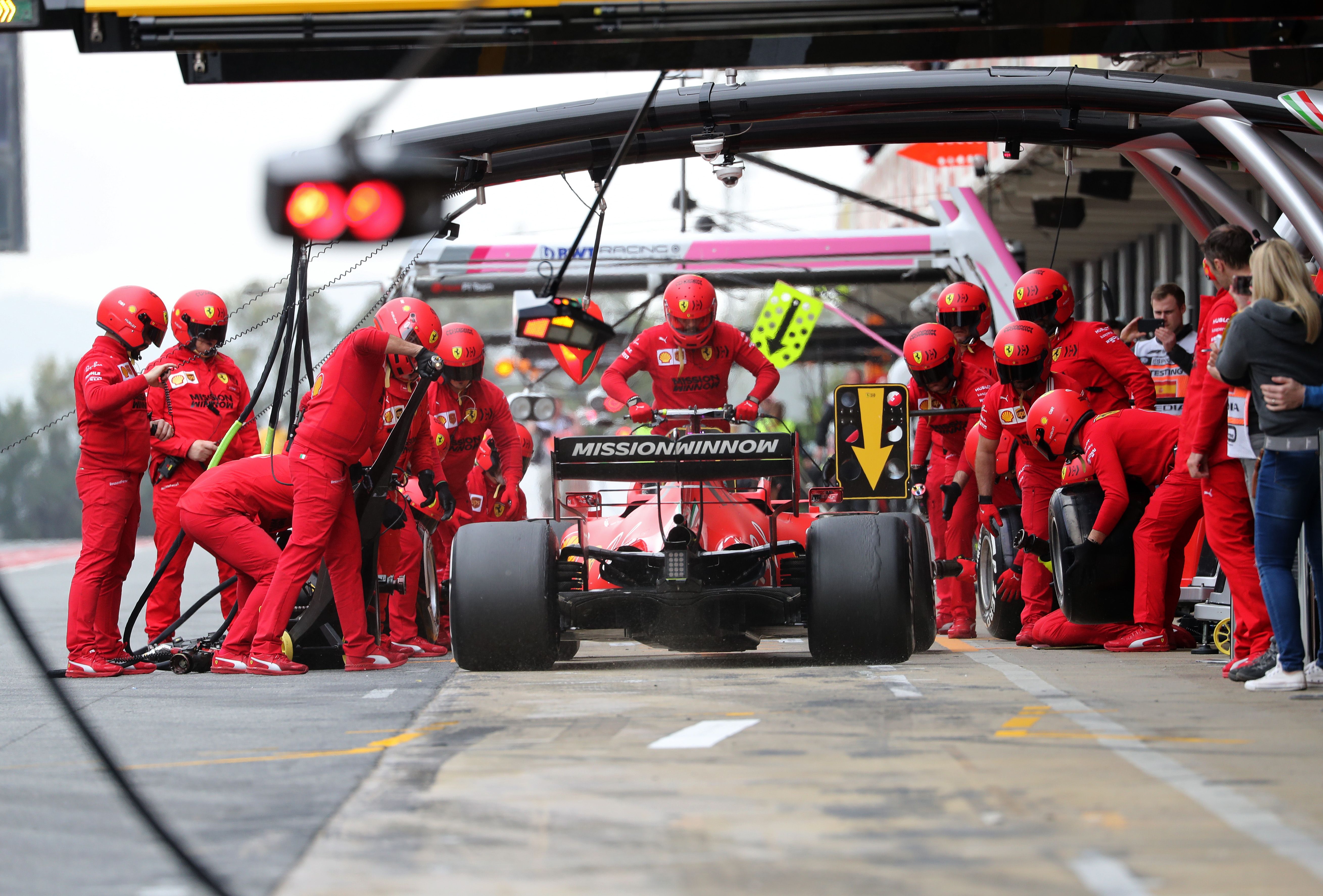 F1: El incomprensible esfuerzo de Ferrari por parecer peor de lo que es