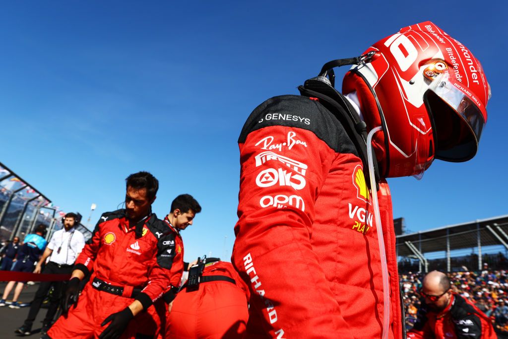 Crash-Filled, Crazy Ending to Max Verstappen's F1 Australian Grand Prix  Victory