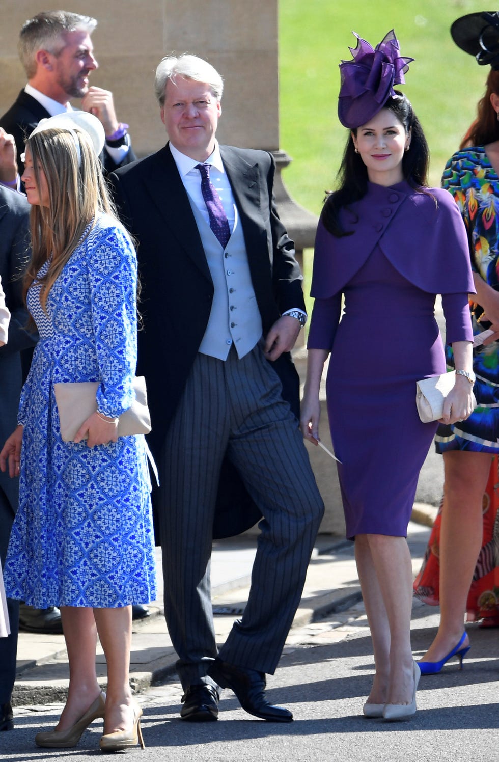 Cobalt blue, Purple, Fashion, Event, Suit, Dress, Electric blue, Headgear, Formal wear, White-collar worker, 