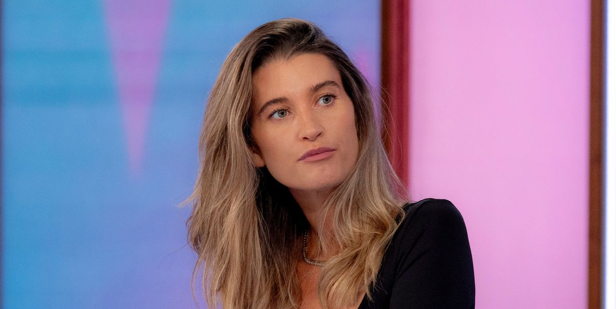 Former Emmerdale star Charley Webb calls out fans who take her photo ...