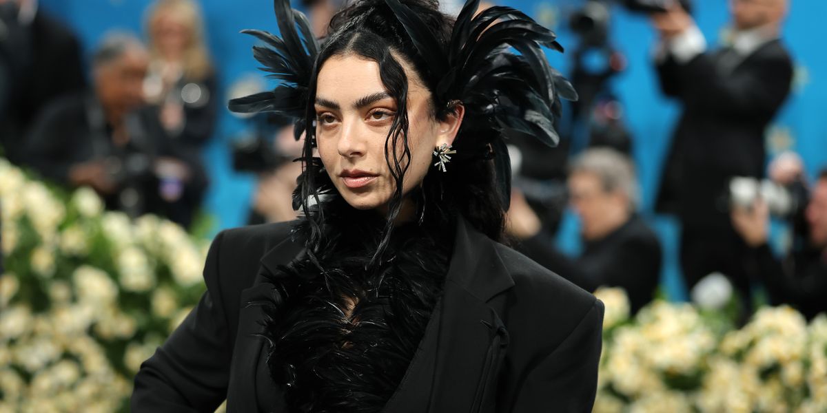 Charli XCX’s Met Gala Beauty Look Is a Punk Dream