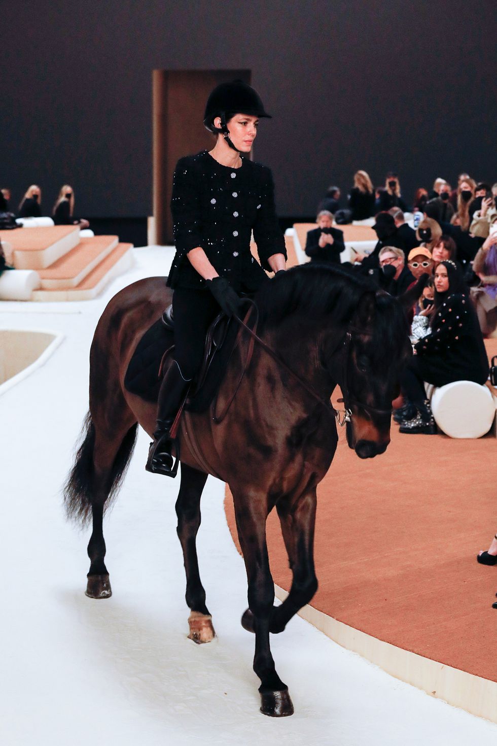 paris, france   january 25 editorial use only   for non editorial use please seek approval from fashion house charlotte casiraghi rides a horse on the runway during the chanel haute couture springsummer 2022 show as part of paris fashion week at le grand palais ephemere on january 25, 2022 in paris, france photo by stephane cardinale   corbiscorbis via getty images