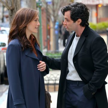 penn badgley and charlotte ritchie filming you season 5