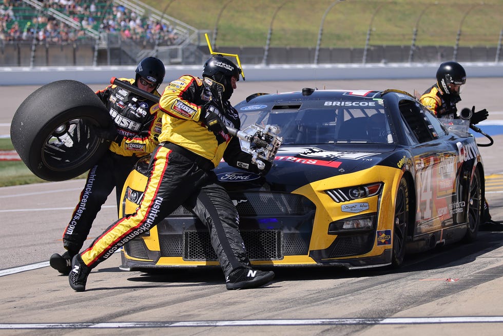 Kyle Larson Knows Who Had the Better Car at End of Kansas NASCAR Race