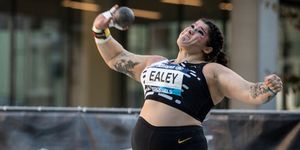 chase ealey gana el concurso de peso en la liga de diamante de bruselas 2023