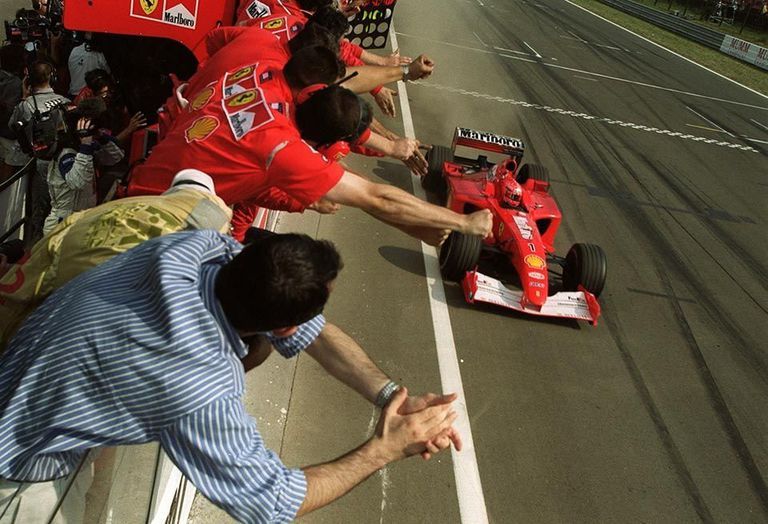 伝説のF2001が約8.5億で売却!― M.シューマッハが操った伝説の 伝説のF2001が約8.5億で売却!― M.シューマッハが操った伝説の