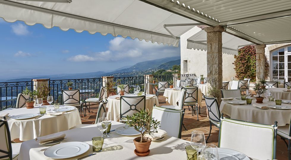 chateau saint martin spa restaurant terrace cote d'azure