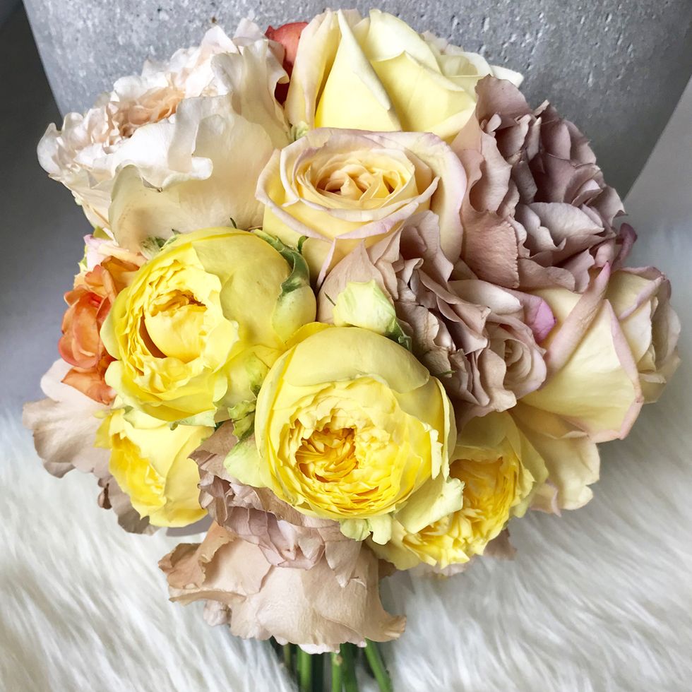 Flower, Bouquet, Cut flowers, Yellow, Rose, Garden roses, Plant, Pink, Rose family, Floristry, 