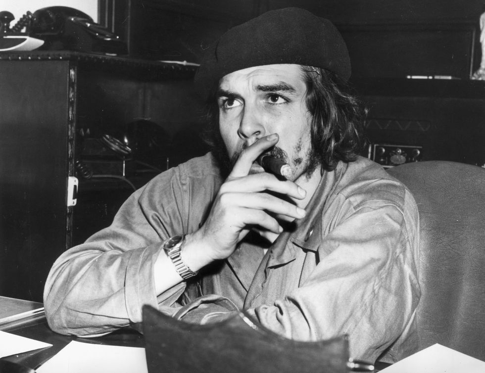 Che Guevera After aiding Fidel Castro's successful overthrow of the Batista regime, Guevara served as economic advisor in Castro's administration.