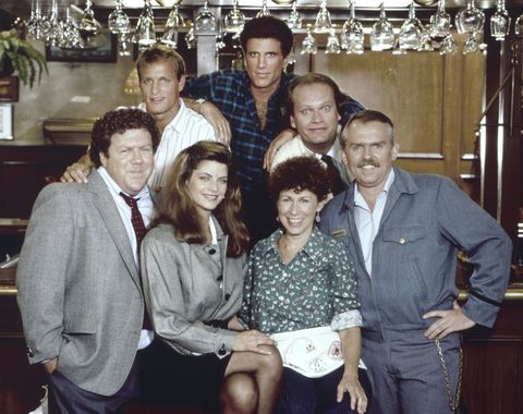 cheers cast group shot musim 1 sesi potret 1983