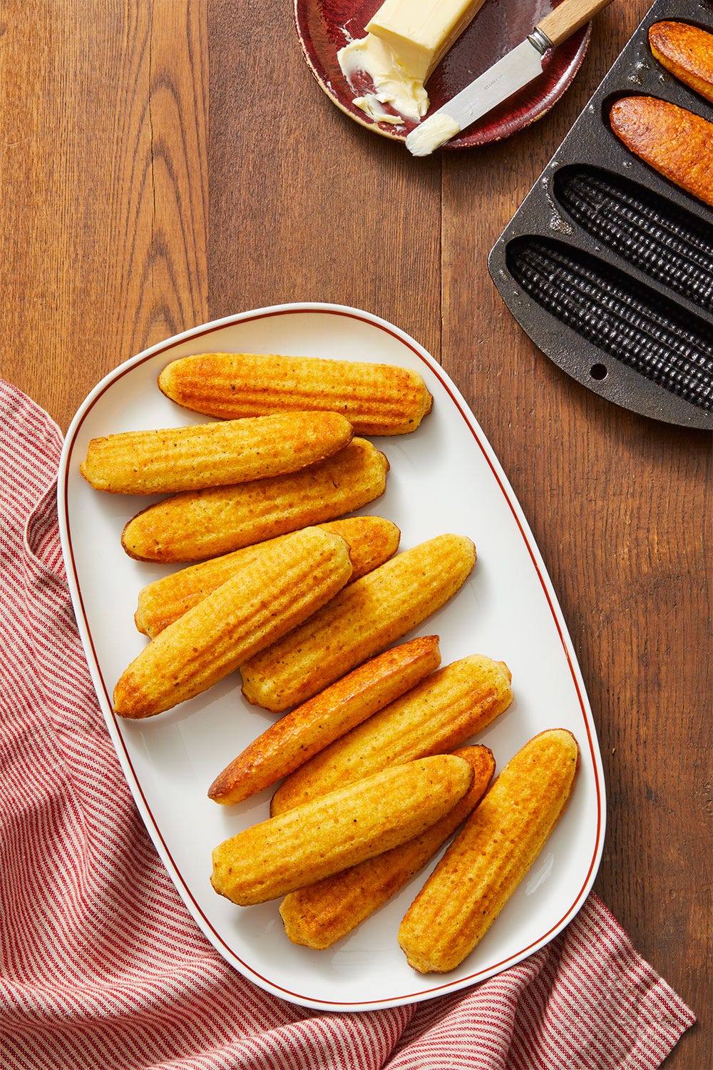 Cast-Iron Corn Bread Pan - Corn Cobs 