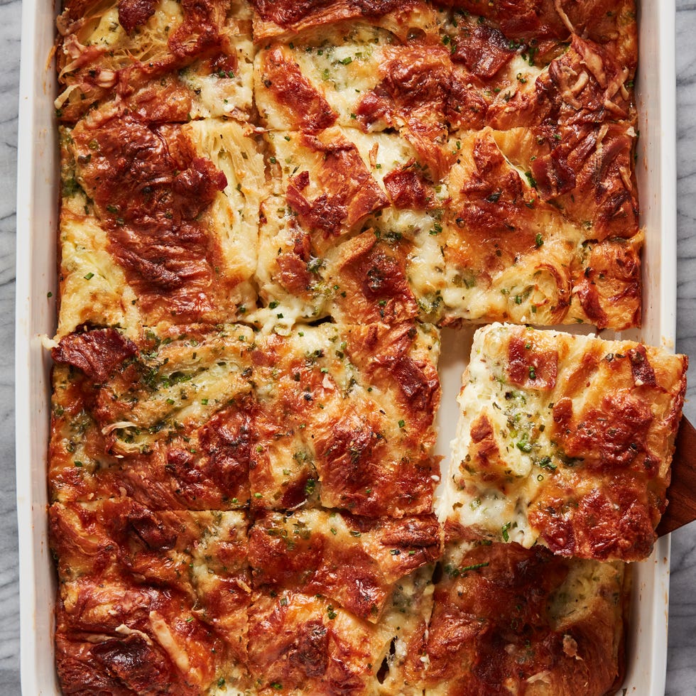 Cheesy croissant casserole with bacon and chives