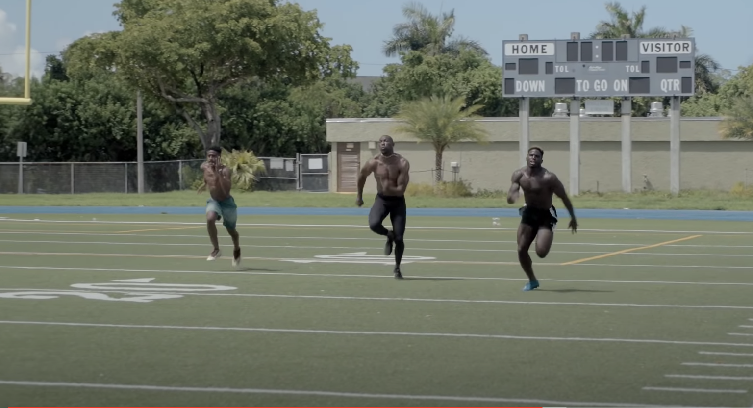 Terrell Owens runs 40-yard dash vs. Tyreek Hill (video) - Sports