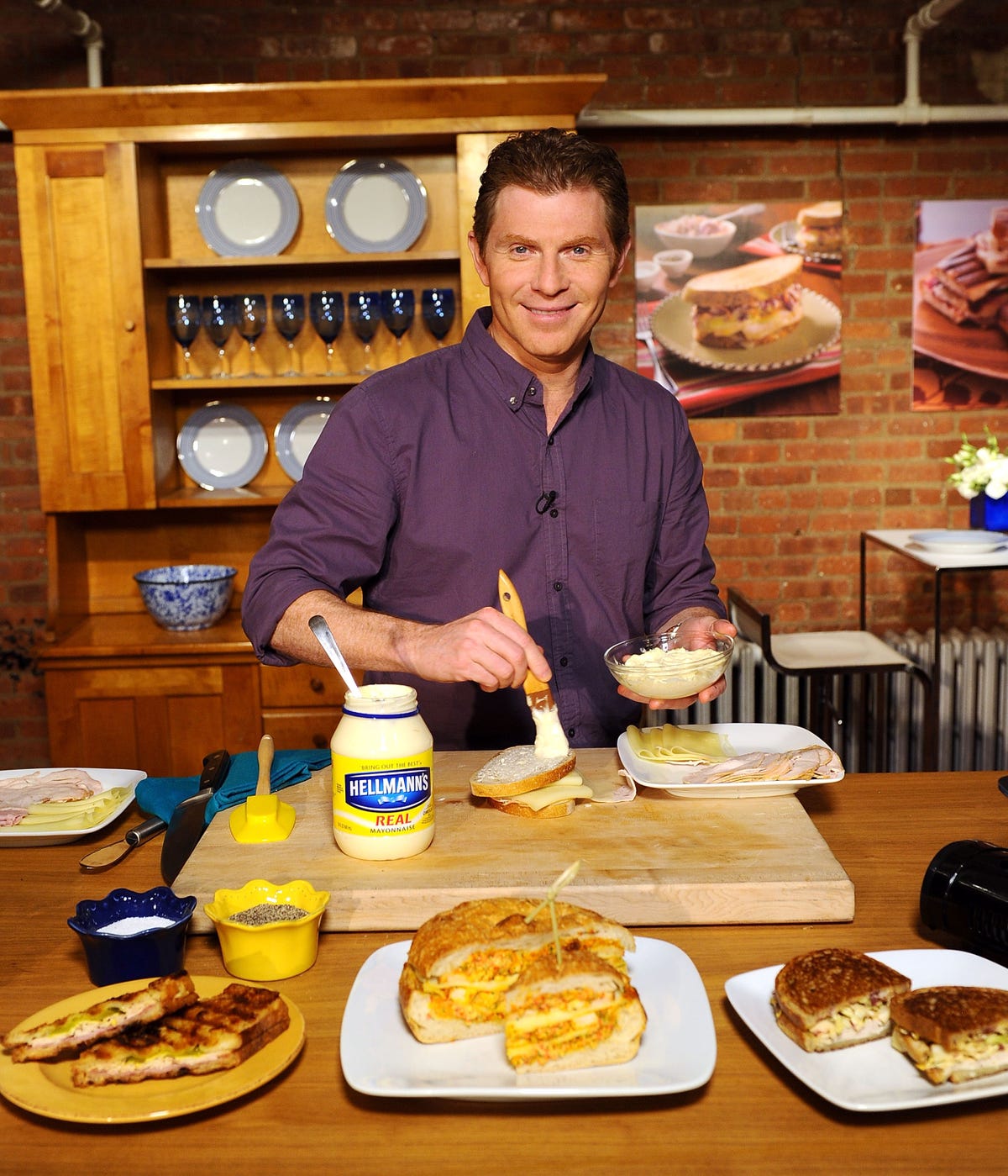 Chef Bobby Flay agrees new deal with Food Network after stalled  negotiations, News