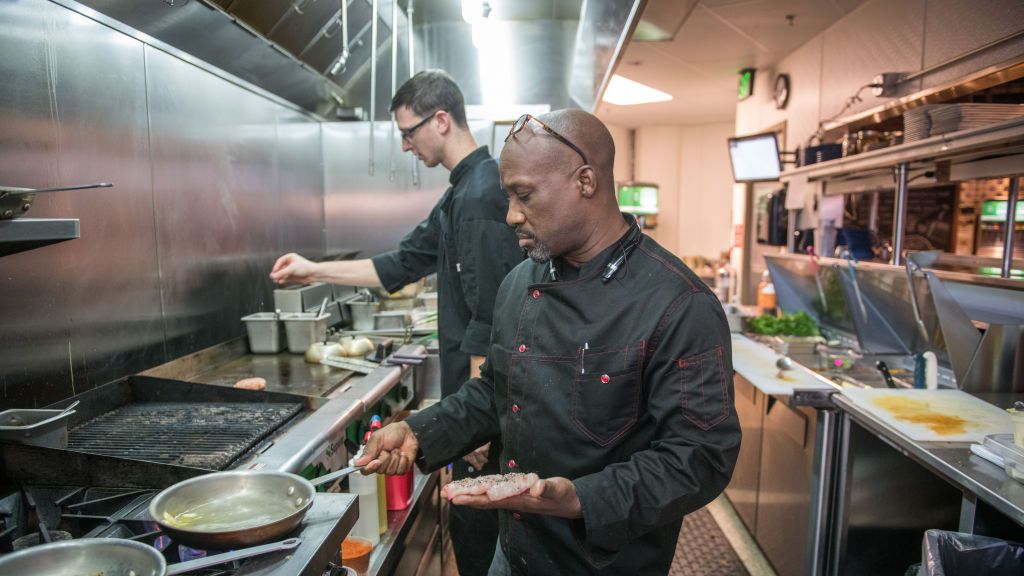 10+ Causes That Support Black Americans In The Food Industry