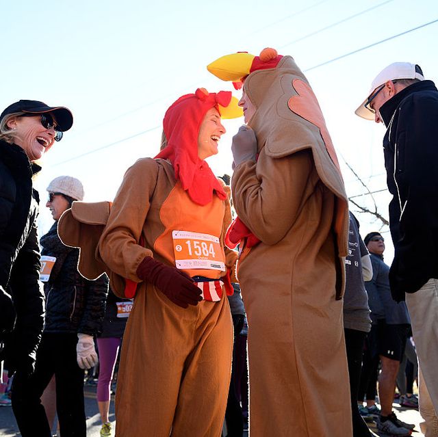 the 43rd annual mile high united way turkey trot 4 mile run in denver, colorado