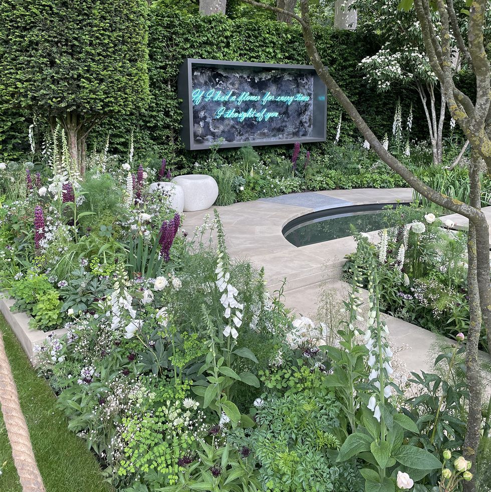 chelsea flower show 2022 peoples choice award the perrenial garden with love