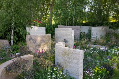 the mind garden designed by andy sturgeon sponsored by project giving back in support of mind show garden rhs chelsea flower show 2022