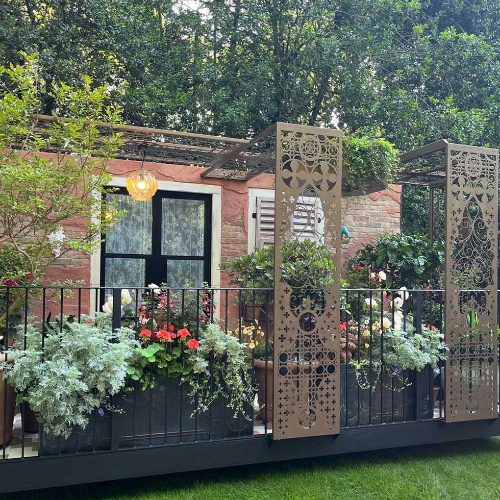 balcony garden