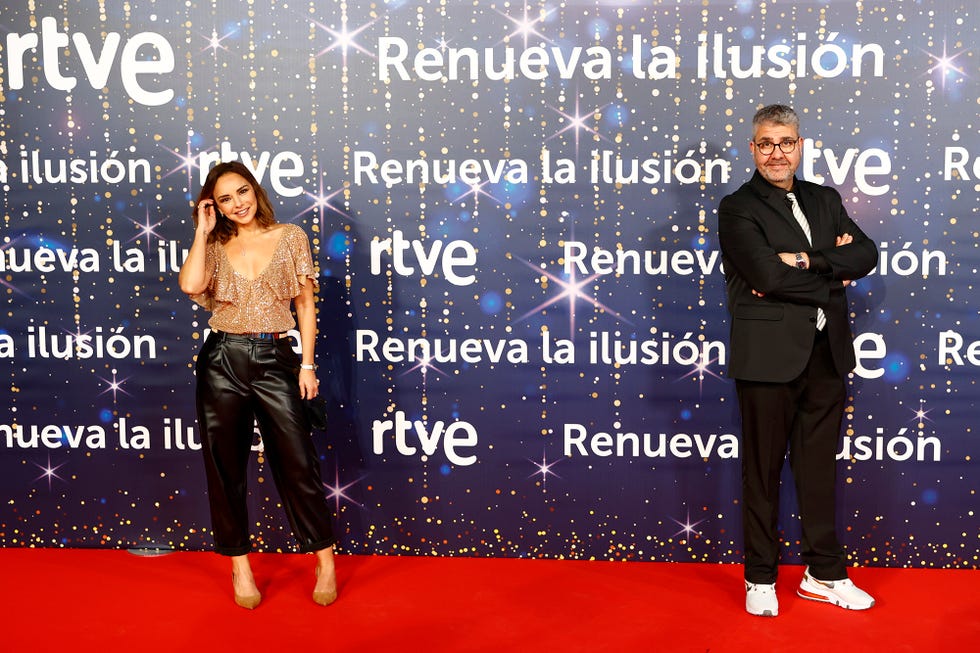 chenoa y florentino fernández famosos en la presentación de la programación de navidad de tve