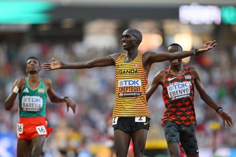 cheptegei, campeón del mundo en budapest