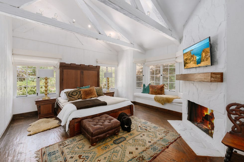 Cher house photos