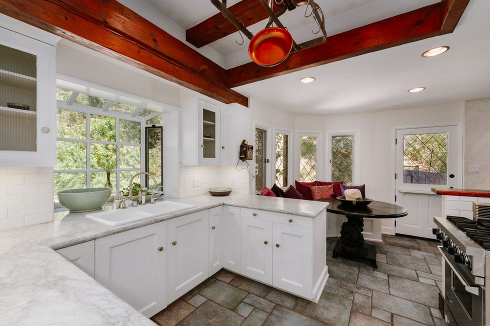 Cher house photos
