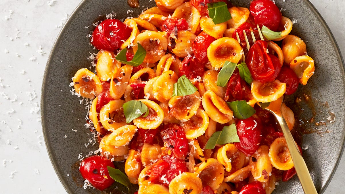 Video player poster image preview for This Cherry Tomato Pasta Is Bursting With Fresh Summer Flavors