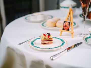 cliveden historic afternoon tea queen victoria victoria sponge