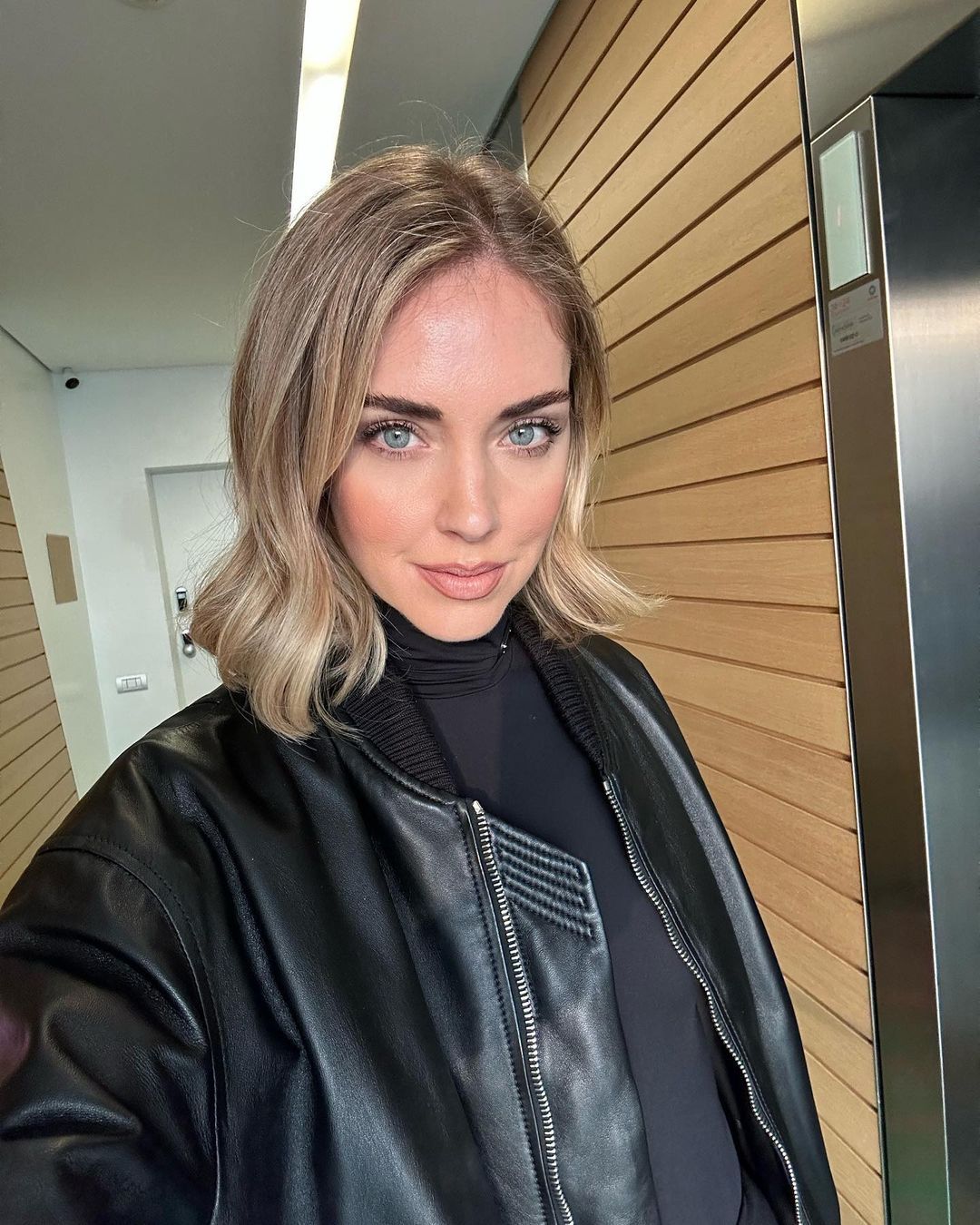 No pants', o salir a la calle sin pantalones, la tendencia a la que se suma  Chiara Ferragni, entre otras: Chiara Ferragni y su particular traje de  chaqueta