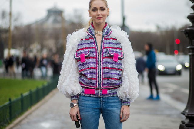 Jeans Primavera 2021 quelli a fiori di Chiara Ferragni sono top
