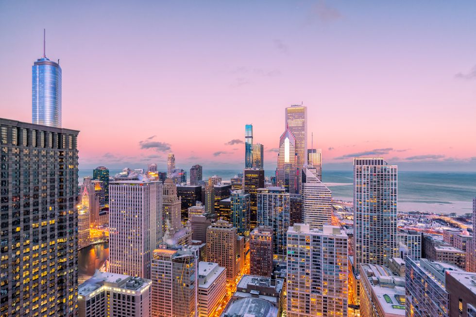 chicago cityscape at sunset