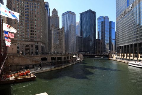 chicago cityscapes and city views