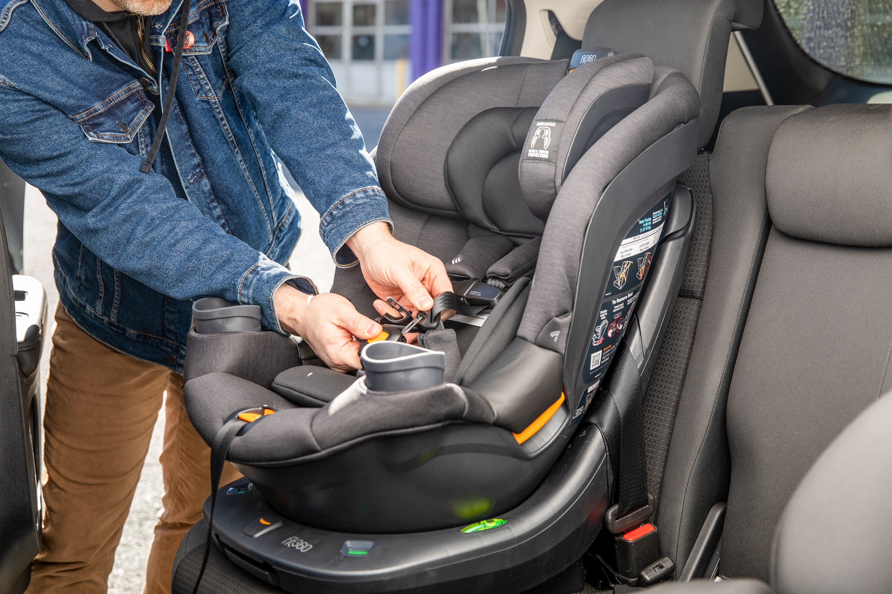 Chicco Fit360 Rotating Car Seat Review According to a Baby Gear Expert