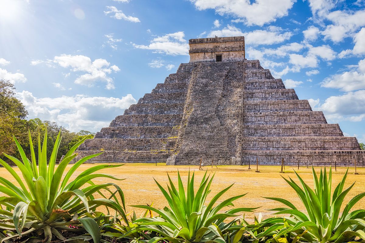 el castillo also known as the temple of kukulcan or sometimes kukulkan, is a mesoamerican step pyramid that dominates the center of the chichen itza archaeological site in the mexican state of yucatán chichen itza was a large pre columbian city built by the maya people of the terminal classic period the archaeological site is located in tinúm municipality, yucatán state, mexico