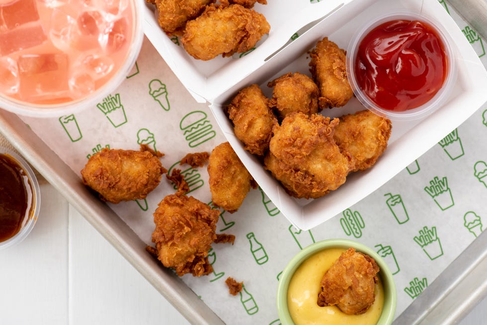 Dish, Food, Cuisine, Fried food, Chicken nugget, Fast food, Ingredient, Fried chicken, Pakora, Fritter, 