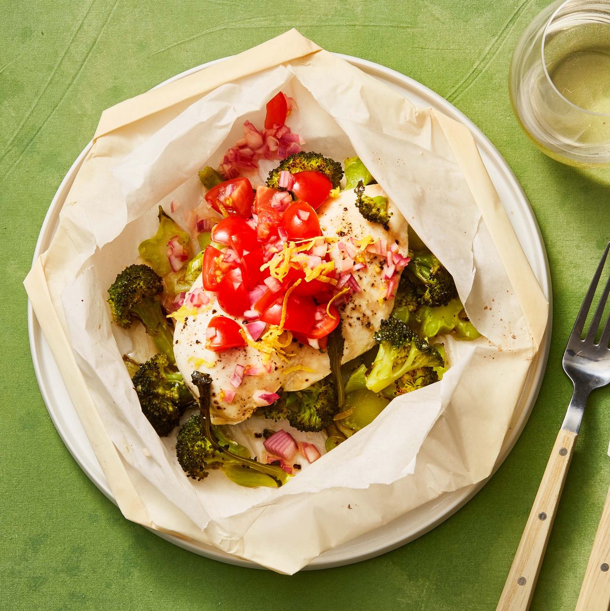 chicken and broccoli parchment packets