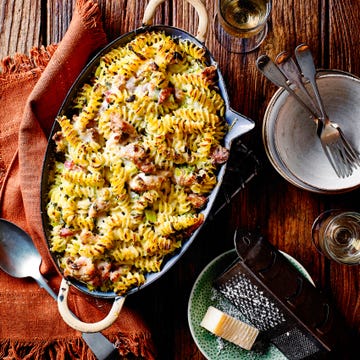 chicken, bacon and leek pasta bake recipe
